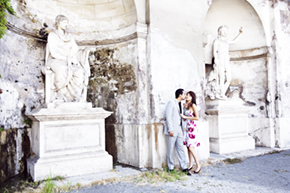 italy engagement session around Rome with gorgeous statues as backdrop