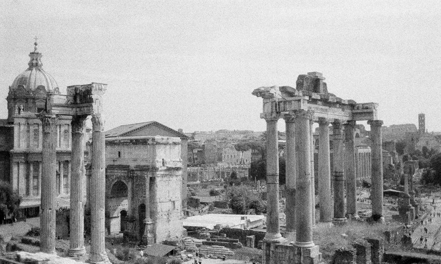 book-italy-romantic-journey-photographing-rome