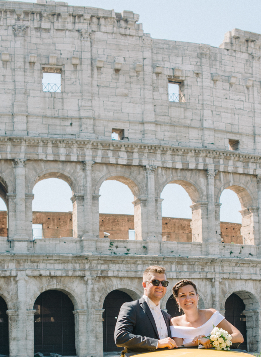Rome Elopement Photography | Newly weds Colosseum