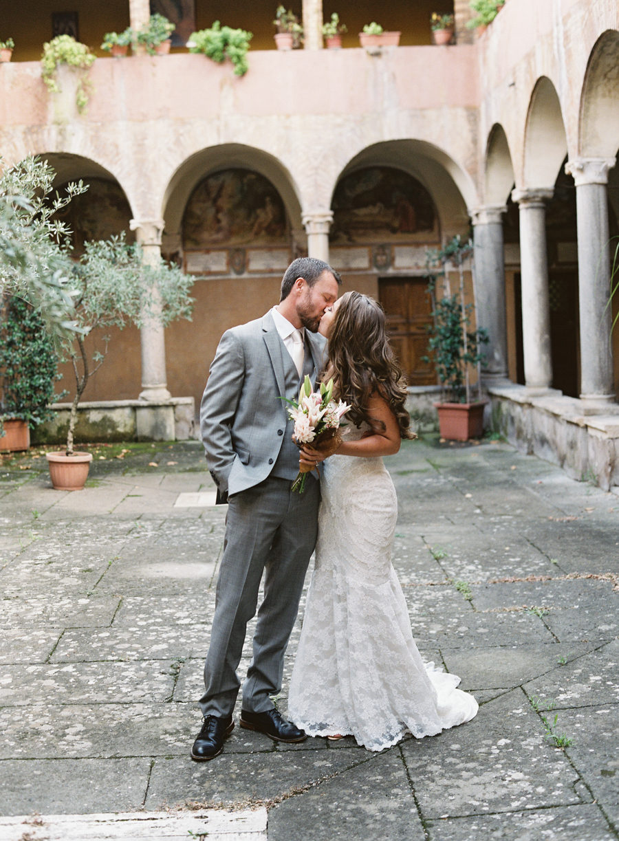Rome Elopement - The Elopement Experience - The Colosseum