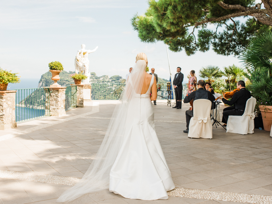 Elopement vs Wedding: Capri