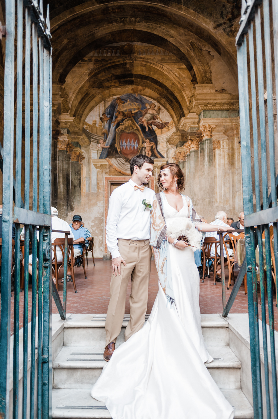 Luxury Elopement Packages - The pros & cons