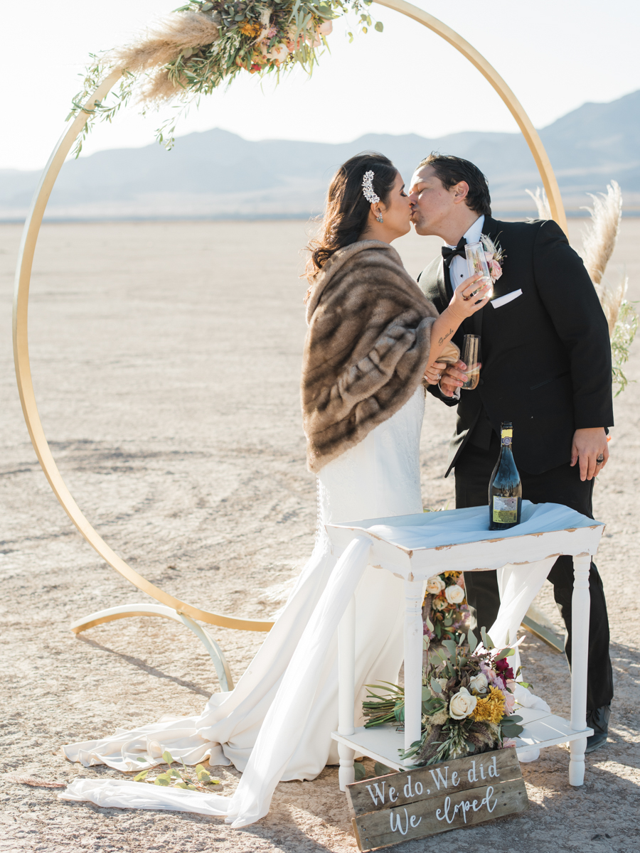 How to Elope in Vegas with Style
