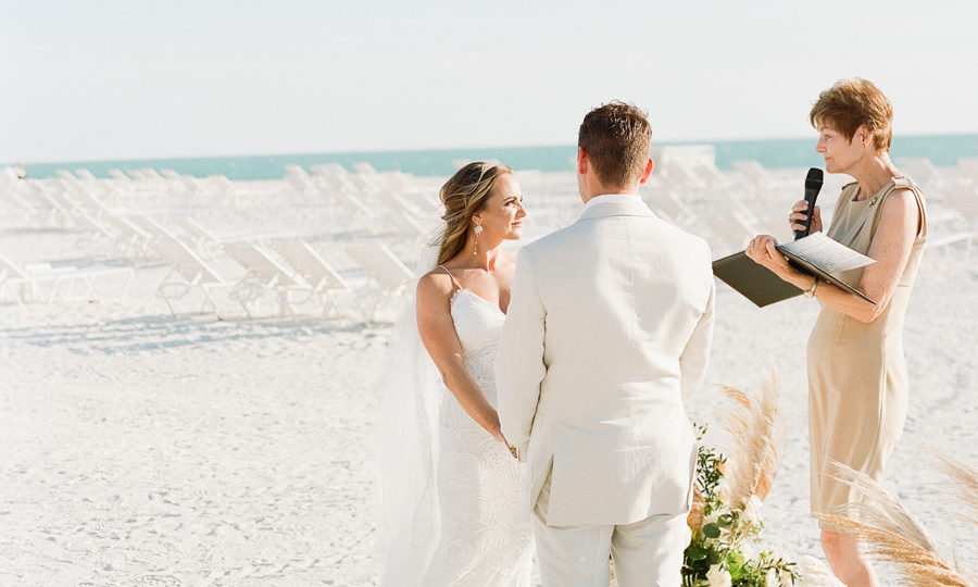 How to elope and have an epic elopement